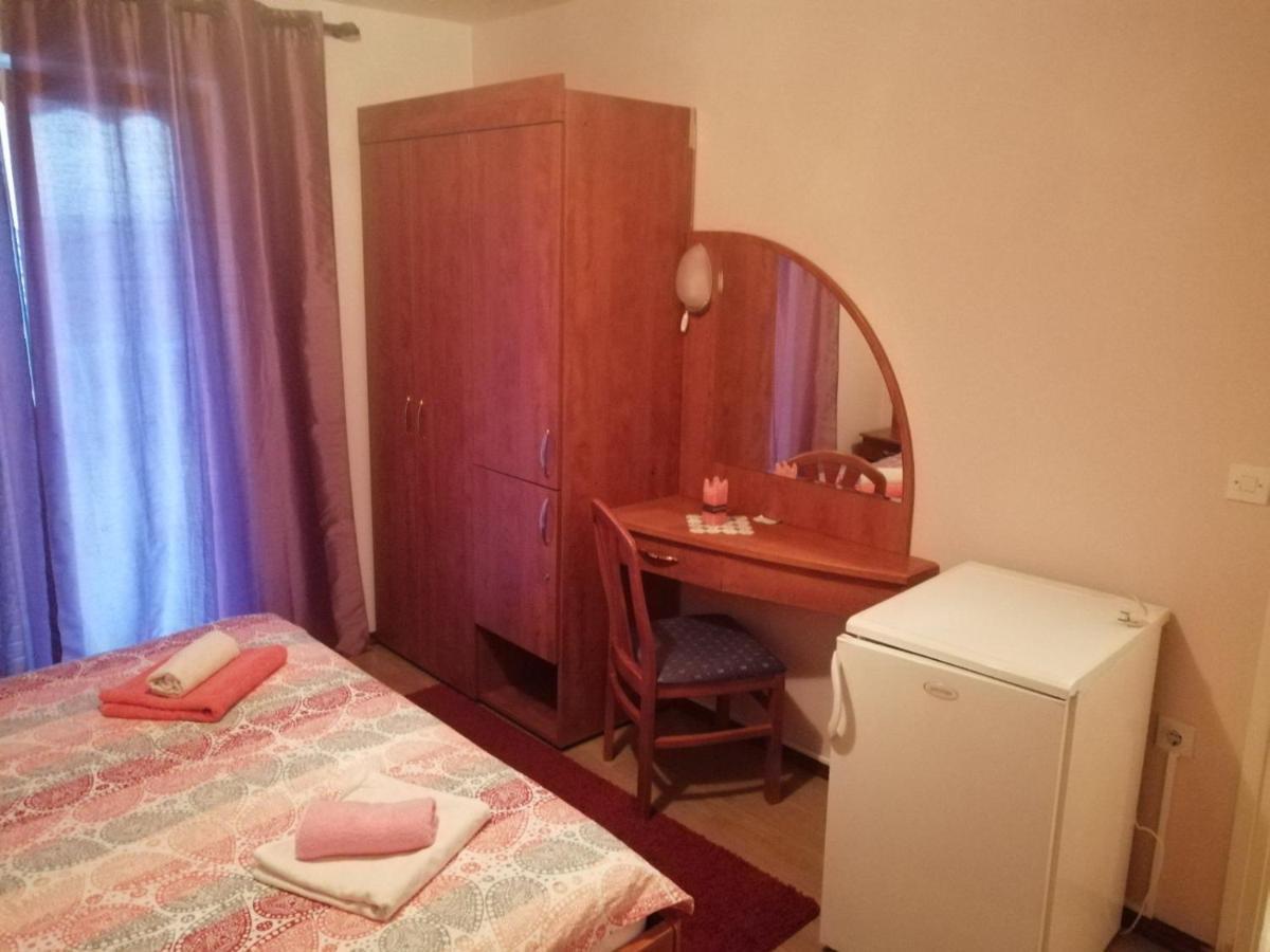 Smjestajni Objekt Padovan Banjol Εξωτερικό φωτογραφία