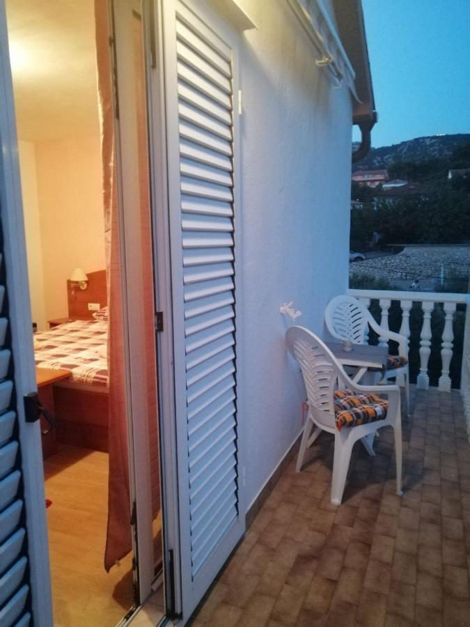 Smjestajni Objekt Padovan Banjol Εξωτερικό φωτογραφία