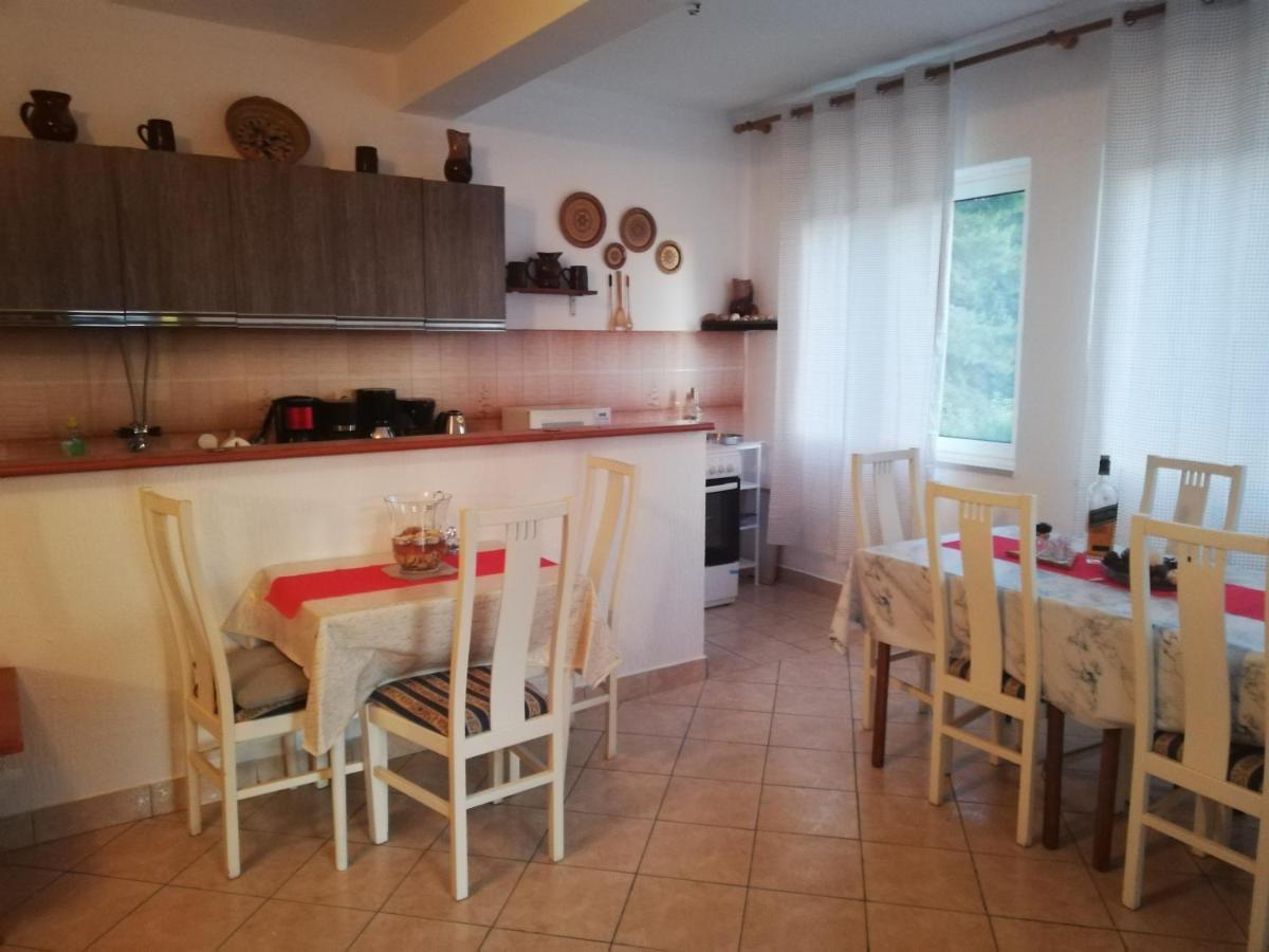 Smjestajni Objekt Padovan Banjol Εξωτερικό φωτογραφία