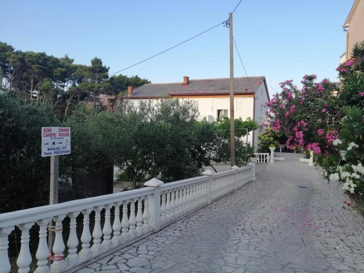 Smjestajni Objekt Padovan Banjol Εξωτερικό φωτογραφία